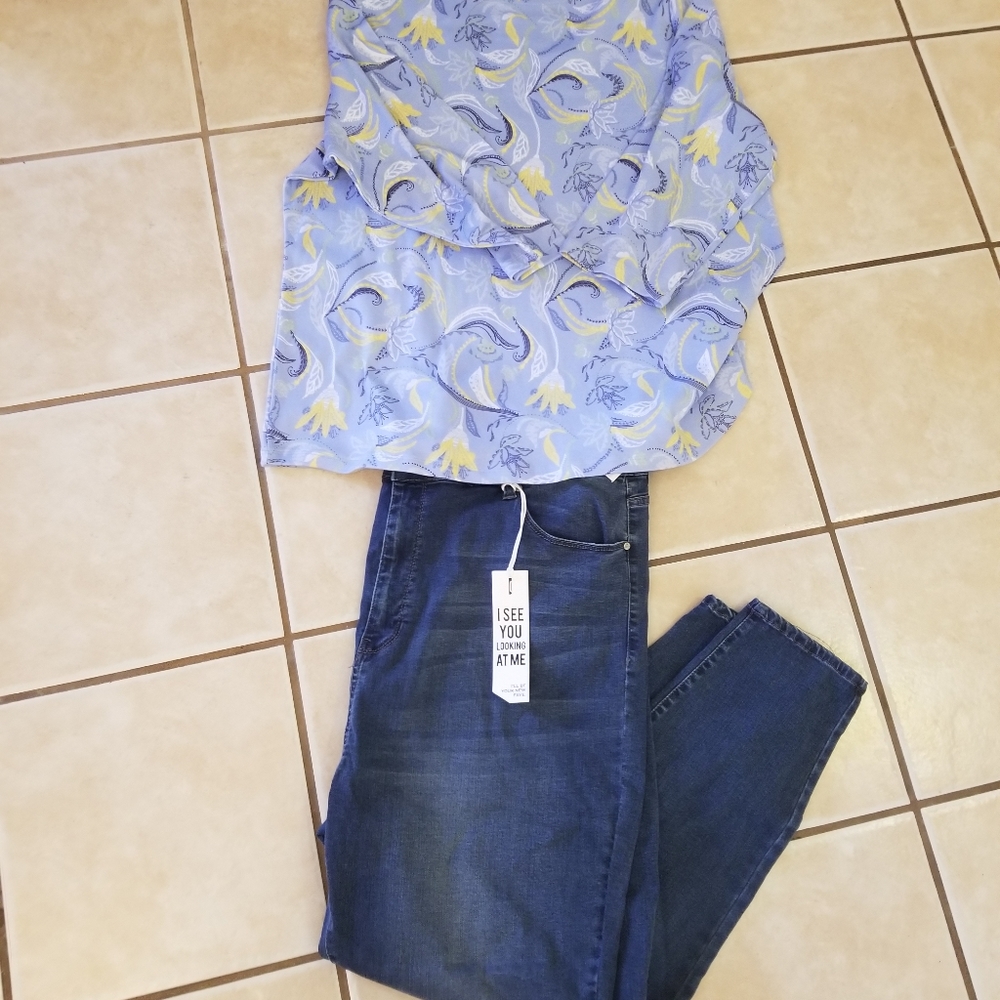 Celebrity pink Jeans with Charter club top